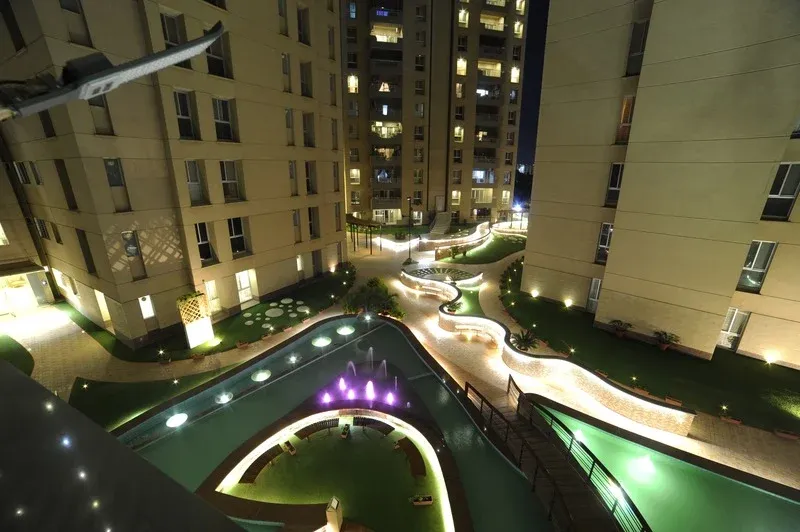 Lakhani Presidency Luxury High-Rise Landmark